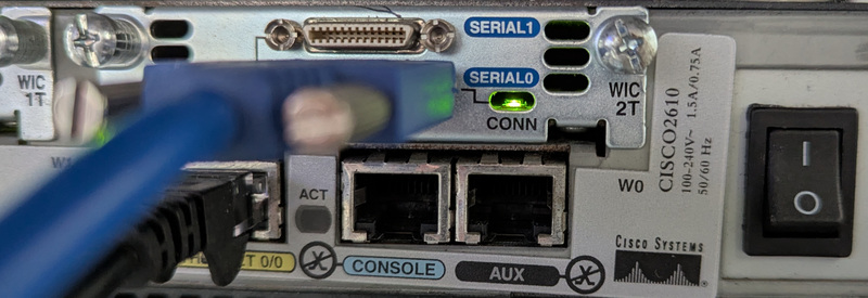 Smart Serial plugged into WIC-2T